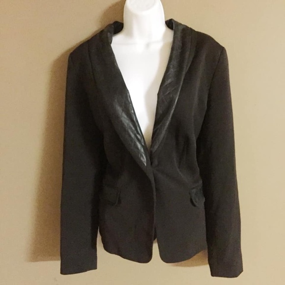 Sharagano Jackets & Blazers - sharagano faux leather tuxedo blazer womens